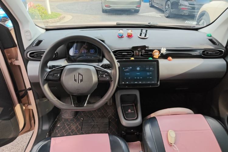Used Leapmotor T03 2022 Special Edition Center Console
