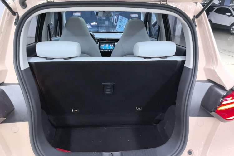 Used Leapmotor T03 2022 Star Diamond Edition Trunk