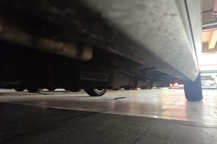 Used Leapmotor T03 2022 Star Diamond Edition Chassis Front Left