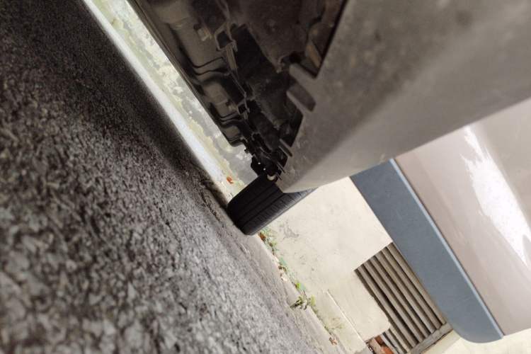 Used Leapmotor T03 2022 Star Diamond Edition Chassis Front Left
