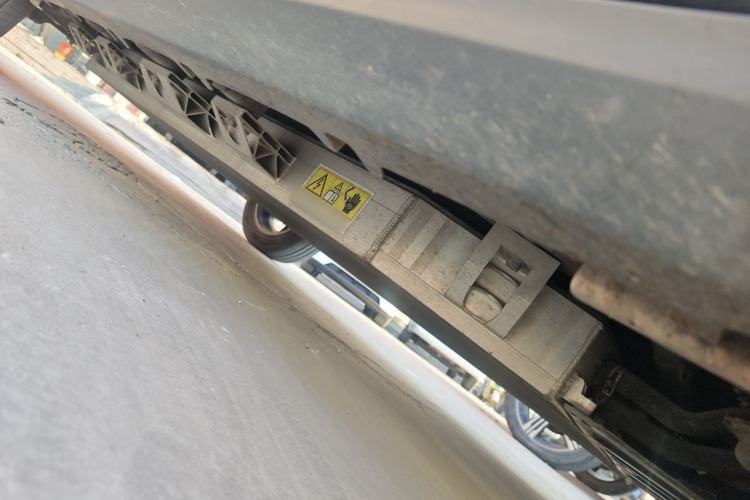 Used Leapmotor T03 2022 Special Edition Chassis Front Right