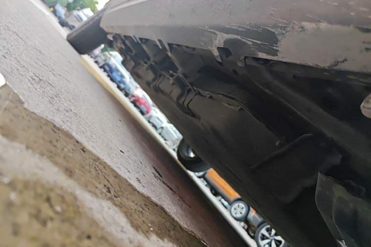 Used Leapmotor T03 2022 YAOJIN Edition Chassis Front Right