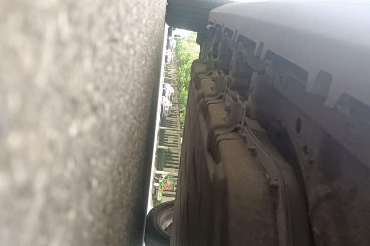 Used Leapmotor T03 2022 Star Diamond Edition Chassis Front Right