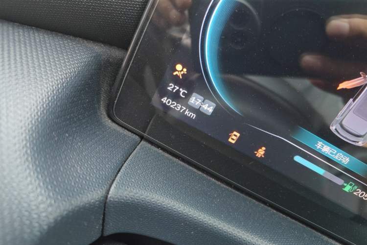Used Leapmotor T03 2022 Pearl Edition Odometer Close Up