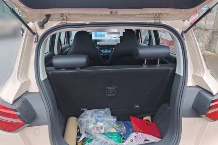 Used Leapmotor T03 2022 Pearl Edition Trunk