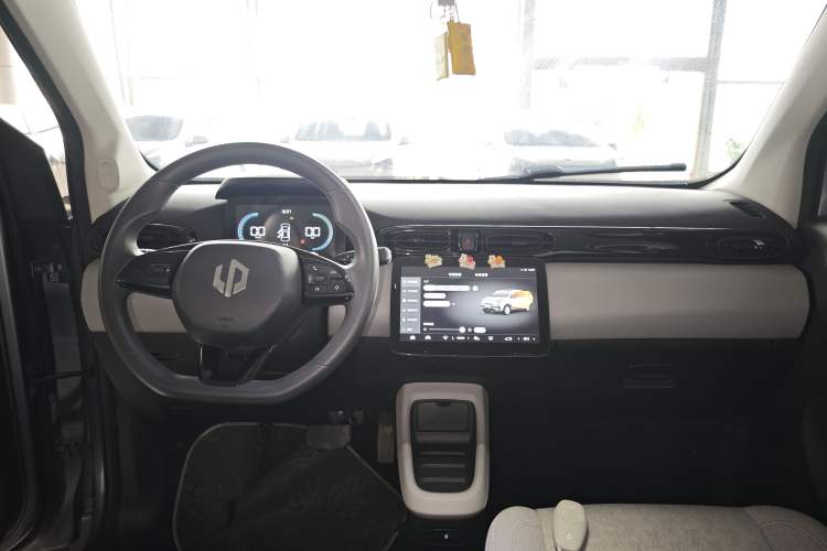 Used Leapmotor T03 2022 Agate Edition Center Console