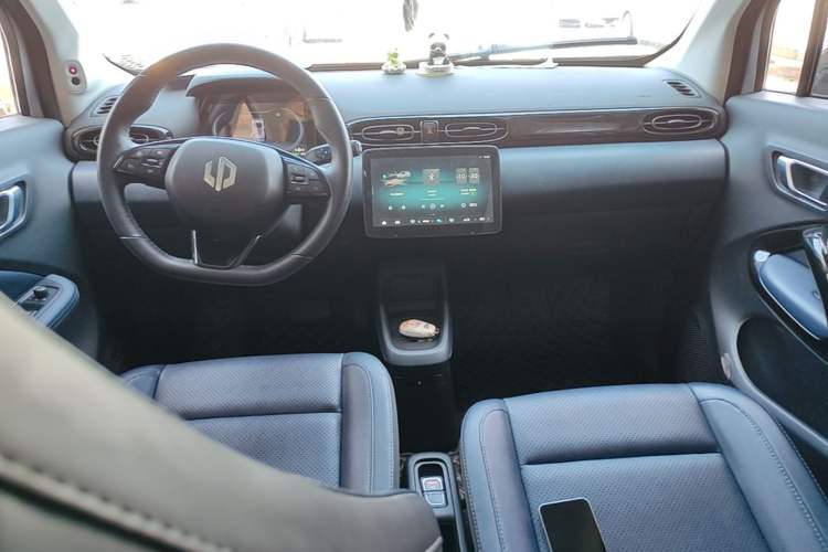 Used Leapmotor T03 2022 Glazed Edition Center Console