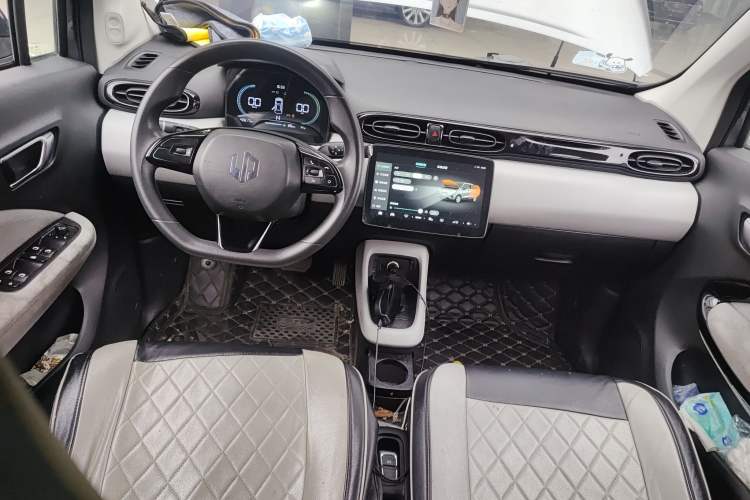 Used Leapmotor T03 2022 Agate Edition Center Console