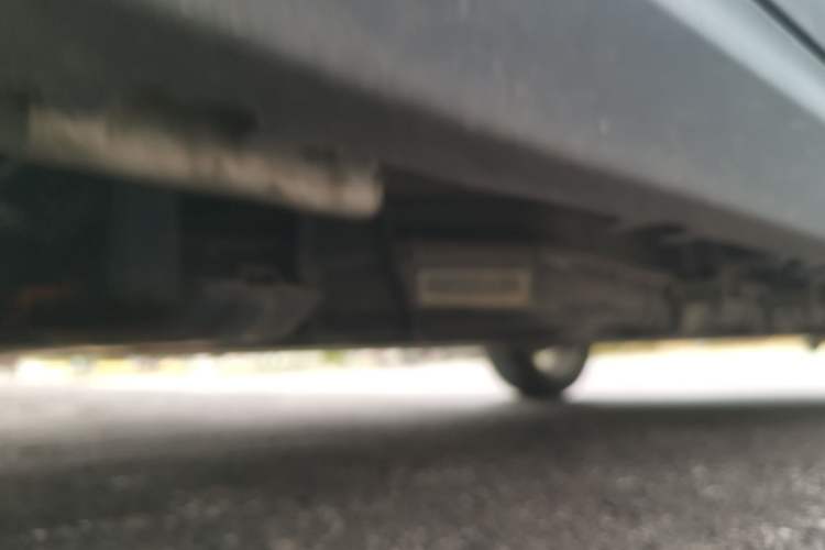 Used Leapmotor T03 2022 YAOJIN Edition Chassis Front Left
