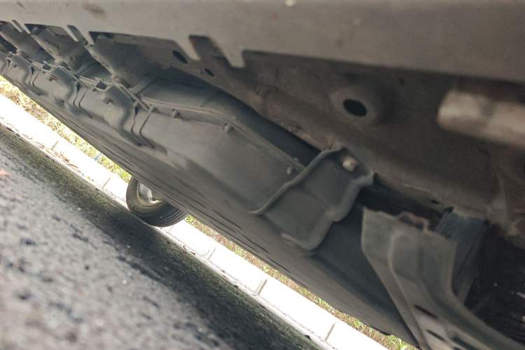 Used Leapmotor T03 2022 Crystal Edition Chassis Front Right