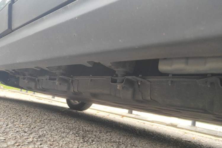 Used Leapmotor T03 2022 Crystal Edition Chassis Rear Left