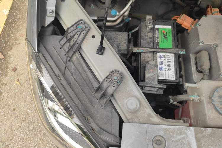 Used Leapmotor T03 2022 Crystal Edition Engine Bay Right