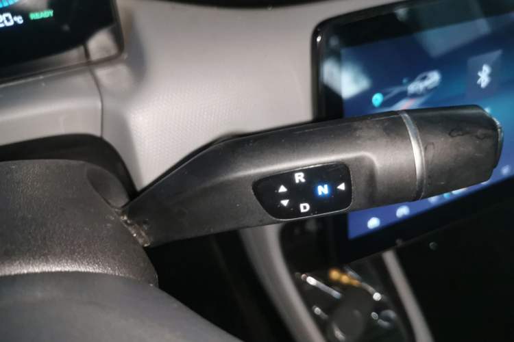 Used Leapmotor T03 2022 Agate Edition Gear Lever