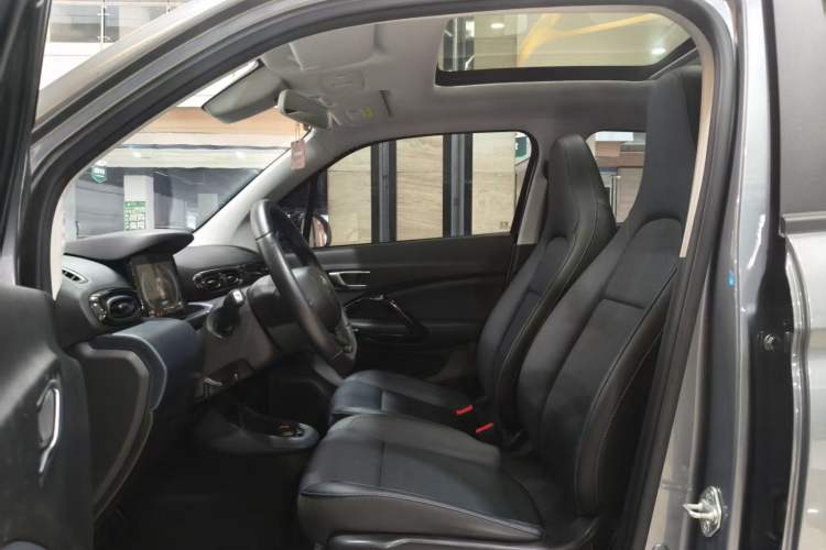 Used Leapmotor T03 2022 Star Diamond Edition Interior 4