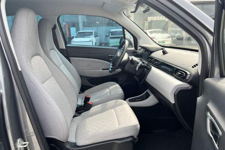 Used Leapmotor T03 2022 Crystal Edition Interior 4