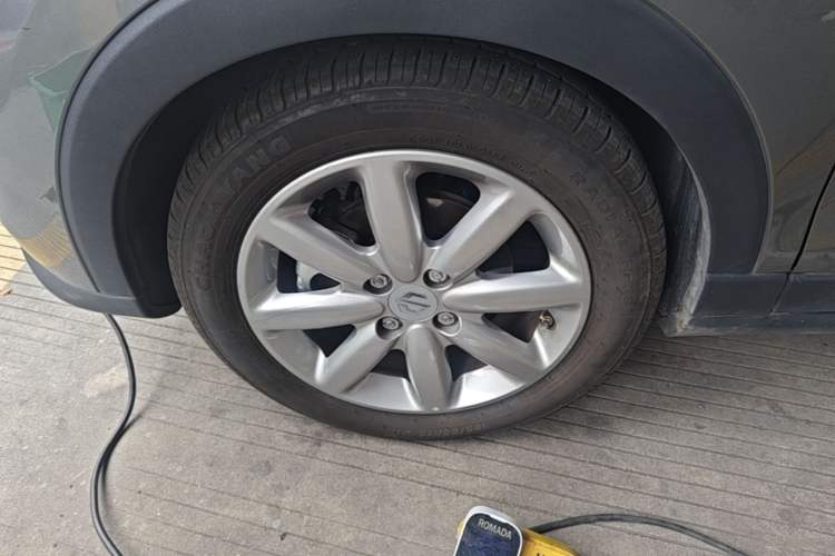 Used Leapmotor T03 2022 Hometown Jade Edition Left Front Wheel Hub