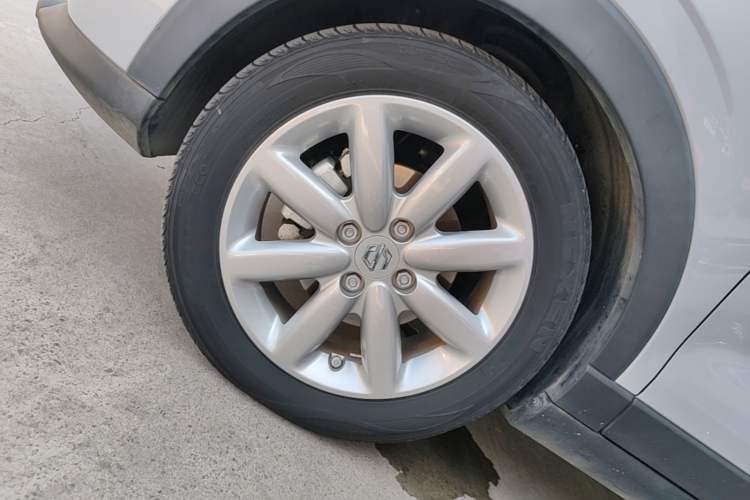 Used Leapmotor T03 2022 Glazed Edition Left Front Wheel Hub