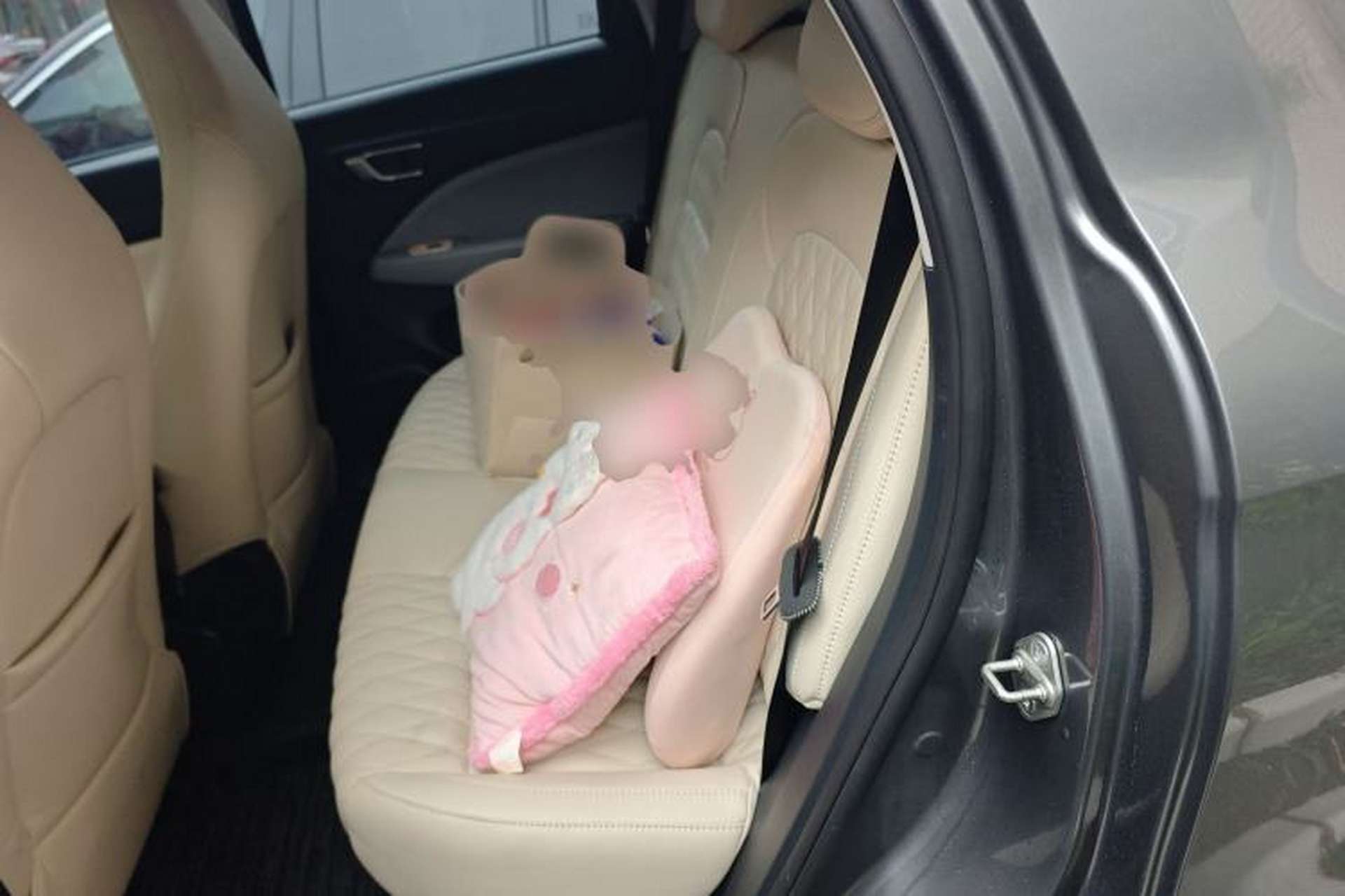 Used Leapmotor T03 2022 Crystal Edition Left Rear Seat