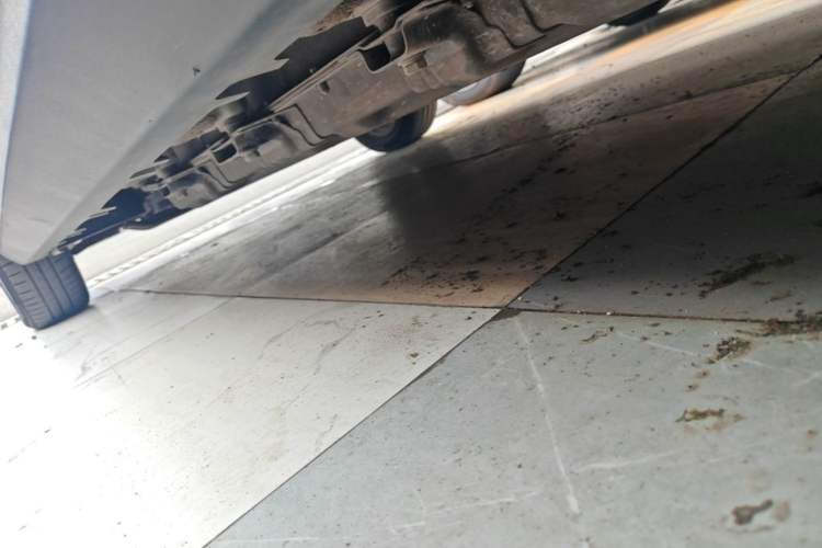 Used Leapmotor T03 2022 YAOJIN Edition Left Side Sill
