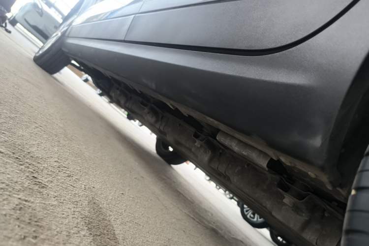 Used Leapmotor T03 2022 Agate Edition Left Side Sill