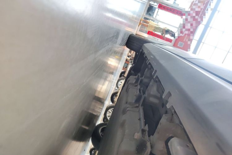 Used Leapmotor T03 2022 Crystal Edition Left Side Sill
