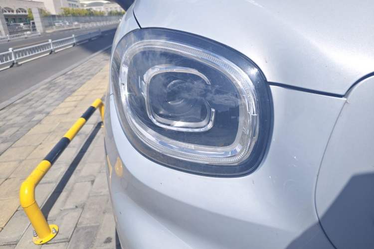 Used Leapmotor T03 2022 YAOJIN Edition Right Front Headlight