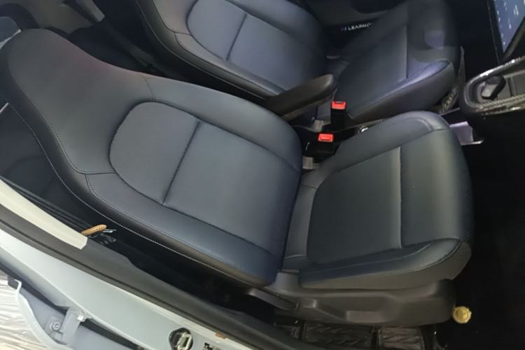 Used Leapmotor T03 2022 Star Diamond Edition Right Front Seat