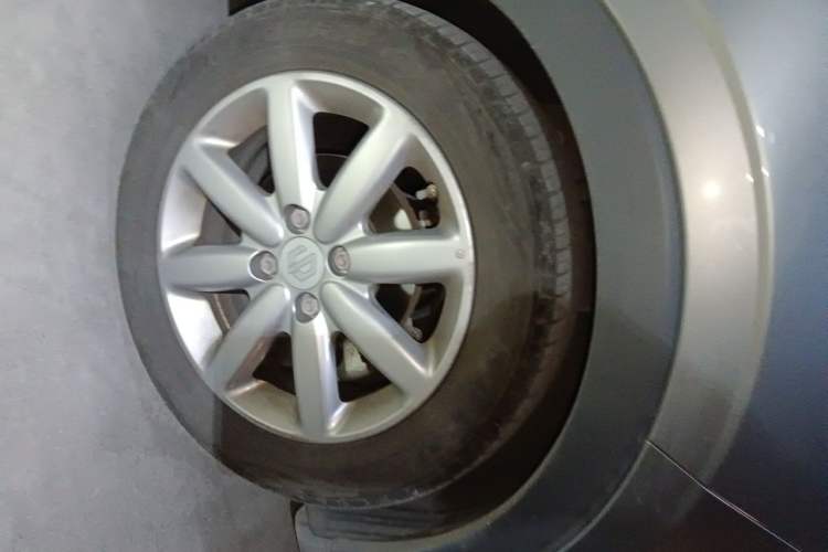 Used Leapmotor T03 2022 Crystal Edition Right Front Wheel Hub