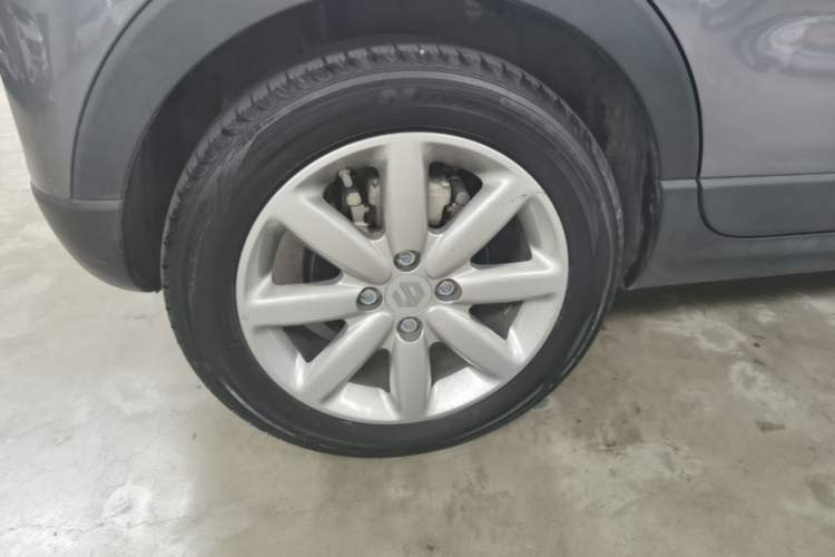 Used Leapmotor T03 2022 Crystal Edition Right Rear Wheel Hub
