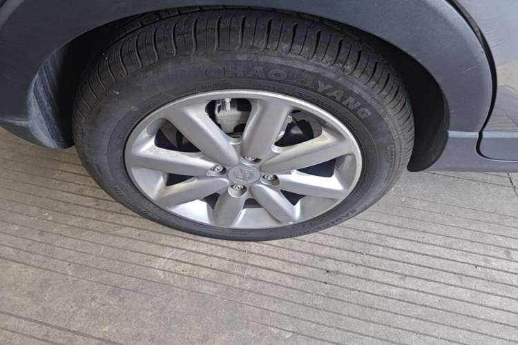 Used Leapmotor T03 2022 Hometown Jade Edition Right Rear Wheel Hub