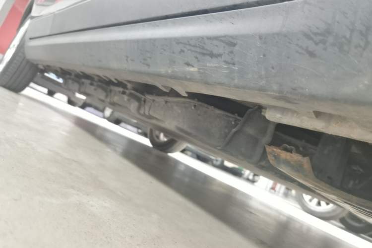 Used Leapmotor T03 2022 Crystal Edition Right Side Sill