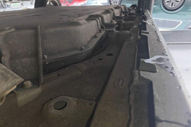 Used Leapmotor T03 2022 Crystal Edition Right Side Sill