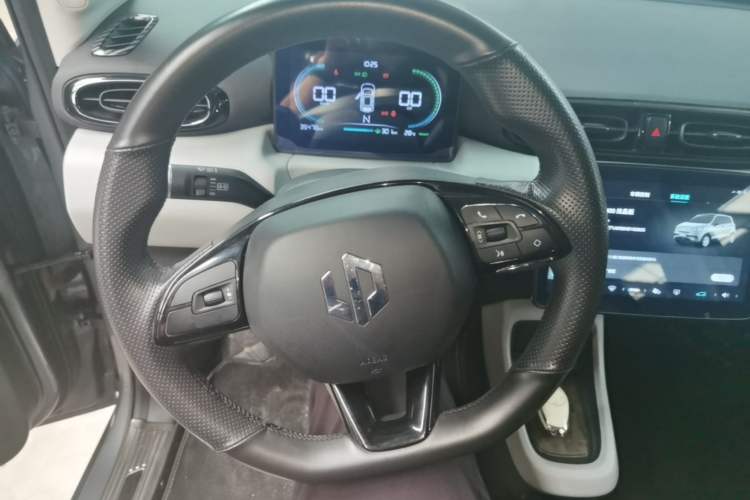 Used Leapmotor T03 2022 Crystal Edition Steering Wheel