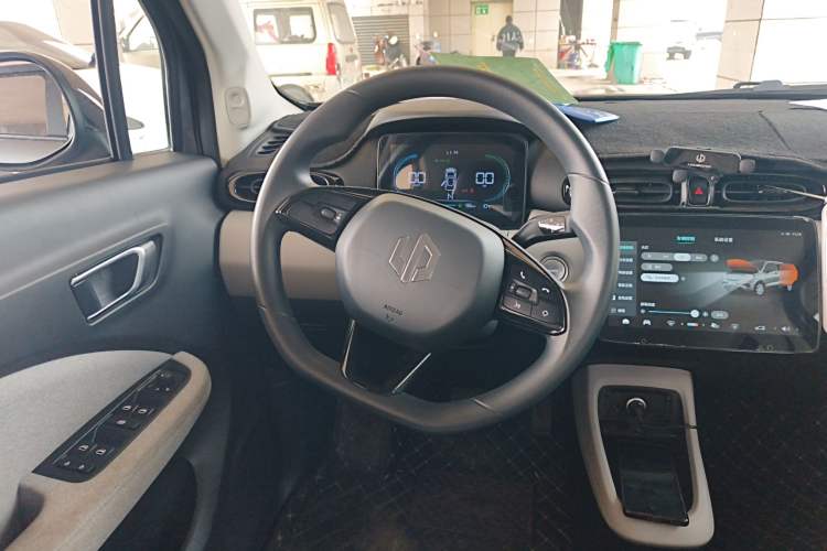 Used Leapmotor T03 2022 Hometown Jade Edition Steering Wheel