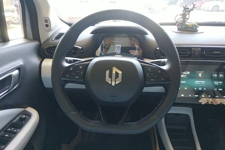 Used Leapmotor T03 2022 Star Diamond Edition Steering Wheel