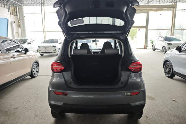 Used Leapmotor T03 2022 Agate Edition Trunk