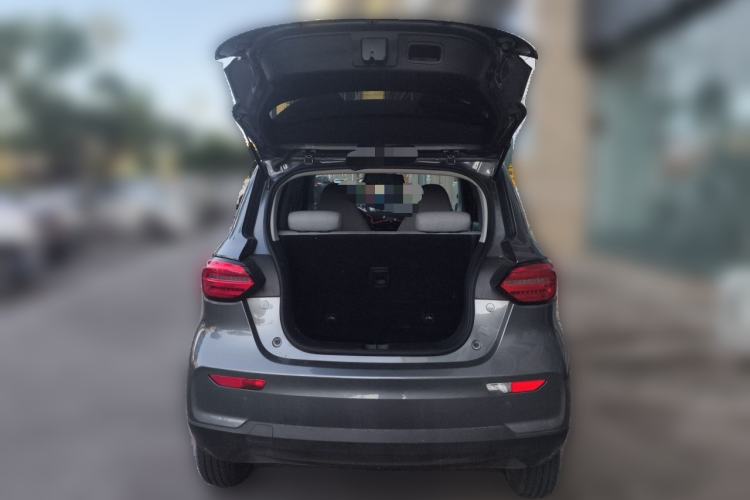 Used Leapmotor T03 2022 Agate Edition Trunk
