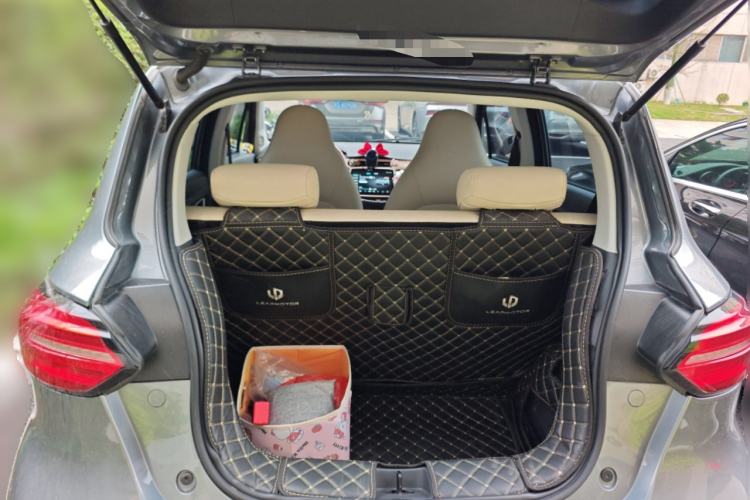 Used Leapmotor T03 2022 Crystal Edition Trunk