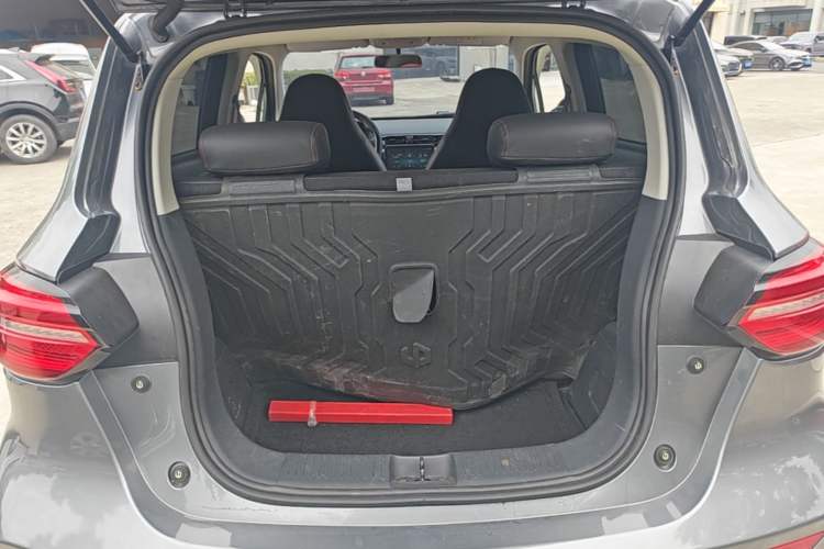Used Leapmotor T03 2022 Crystal Edition Trunk