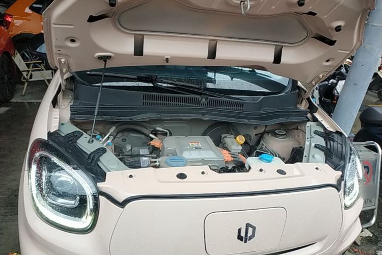 Used Leapmotor T03 2022 Star Diamond Edition Engine Bay