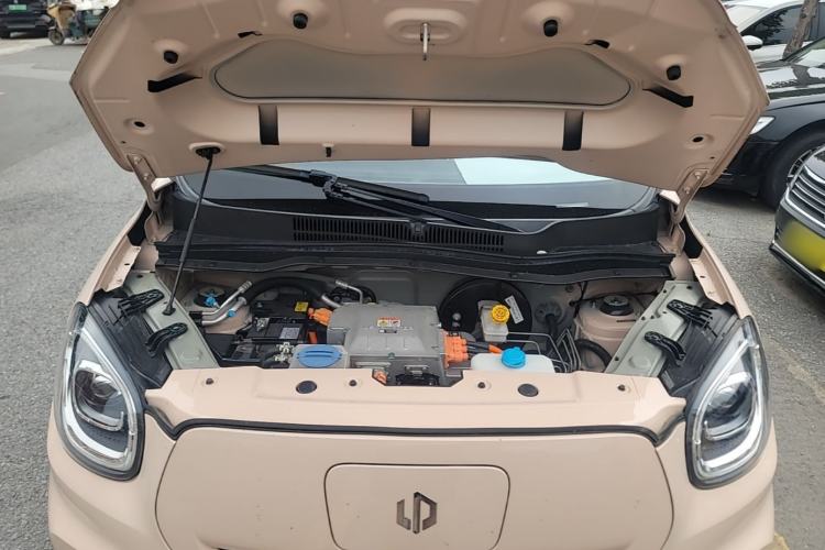 Used Leapmotor T03 2022 Special Edition Engine Bay