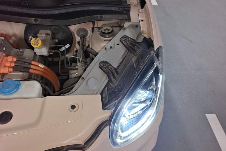 Used Leapmotor T03 2022 Crystal Edition Engine Bay Left