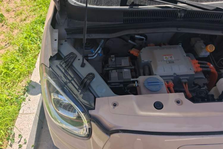 Used Leapmotor T03 2022 YAOJIN Edition Engine Bay Right