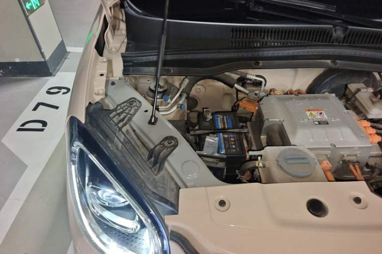 Used Leapmotor T03 2022 Crystal Edition Engine Bay Right