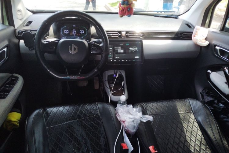 Used Leapmotor T03 2022 Crystal Edition Center Console