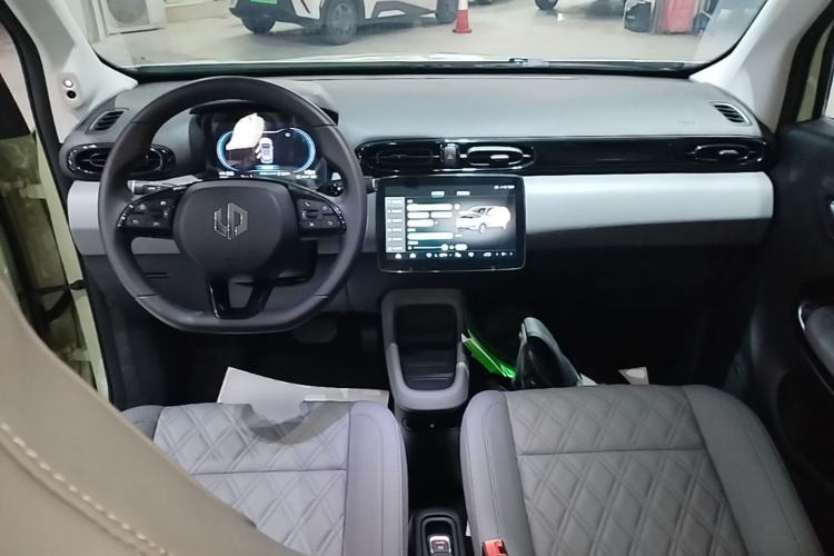 Used Leapmotor T03 2022 Star Diamond Edition Center Console