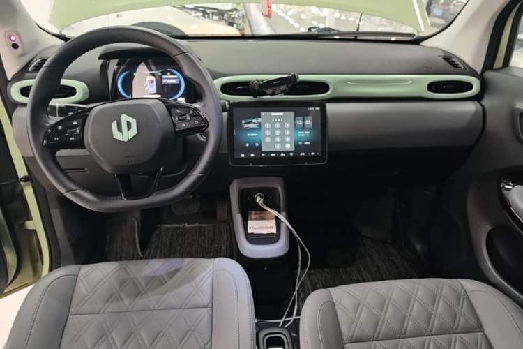 Used Leapmotor T03 2022 YAOJIN Edition Center Console