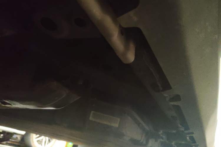 Used Leapmotor T03 2022 YAOJIN Edition Chassis Front Left