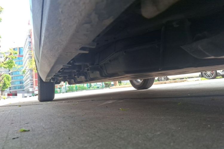 Used Leapmotor T03 2022 YAOJIN Edition Chassis Front Right