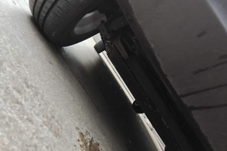 Used Leapmotor T03 2022 YAOJIN Edition Chassis Rear Left